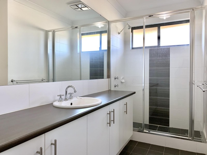 2 Gailey Way, Aveley WA 6069