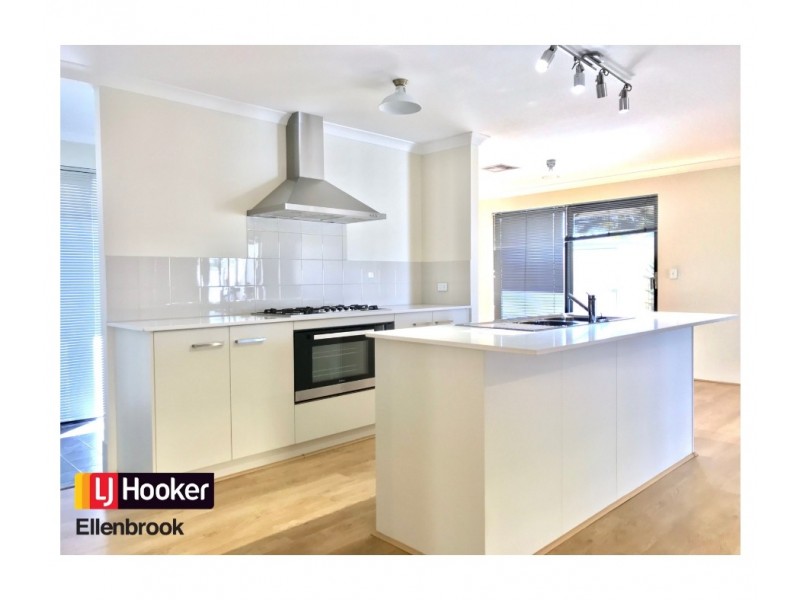 54 Farmaner Parkway, Ellenbrook WA 6069