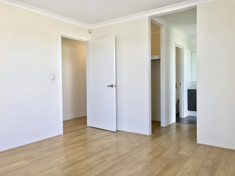 54 Farmaner Parkway, Ellenbrook WA 6069
