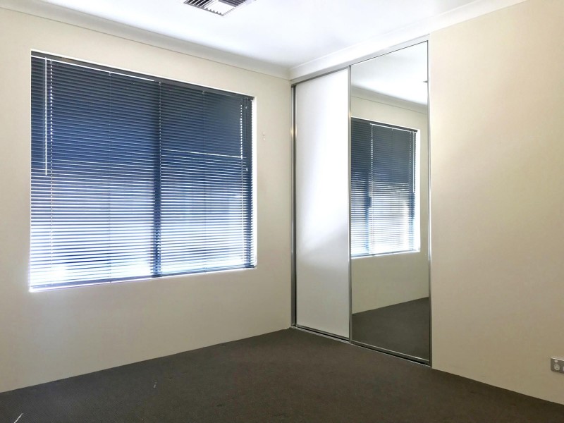 54 Farmaner Parkway, Ellenbrook WA 6069