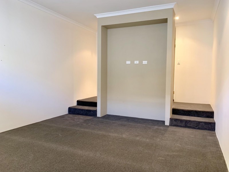 6 Dowlan Way, Ellenbrook WA 6069