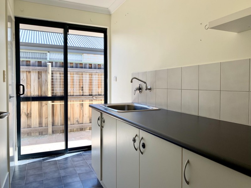 6 Dowlan Way, Ellenbrook WA 6069