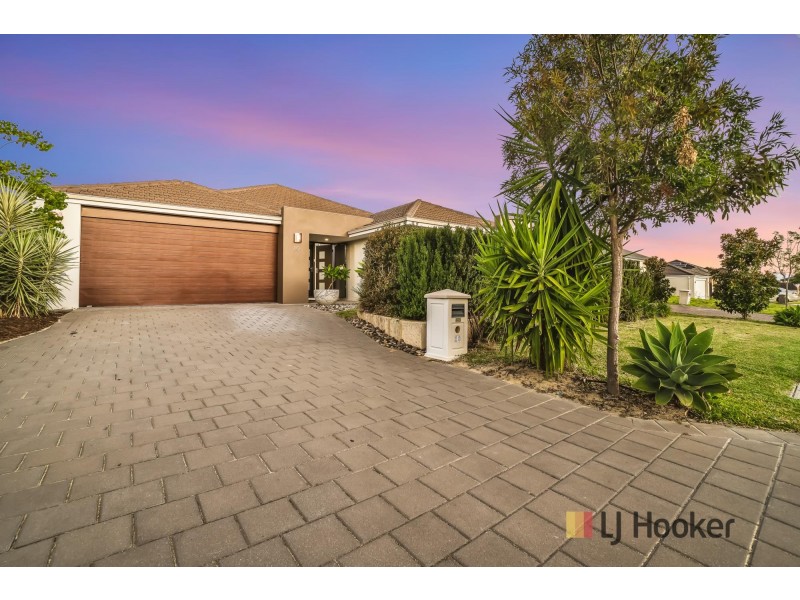 10 Kirkley Pass, Aveley WA 6069