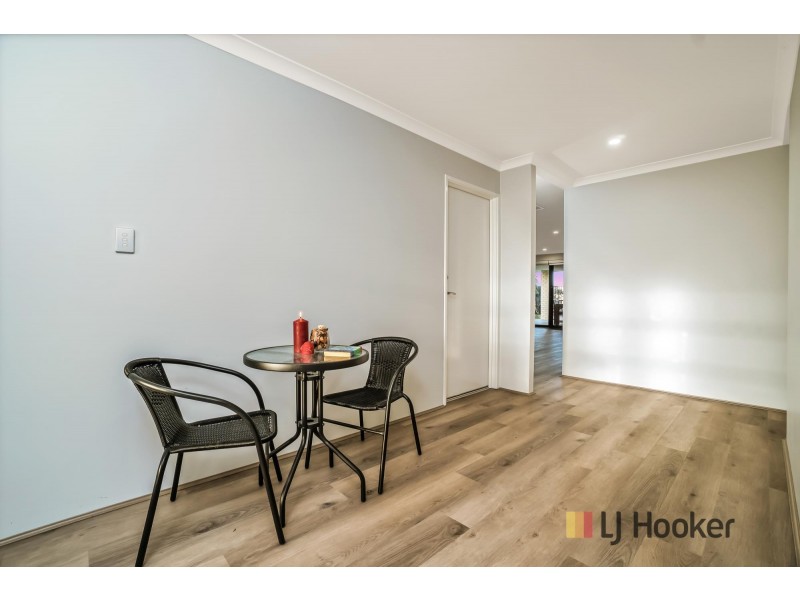 10 Kirkley Pass, Aveley WA 6069