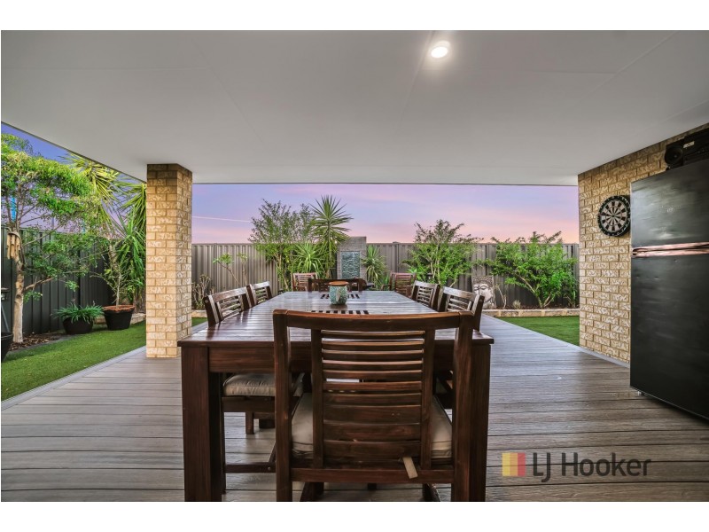 10 Kirkley Pass, Aveley WA 6069