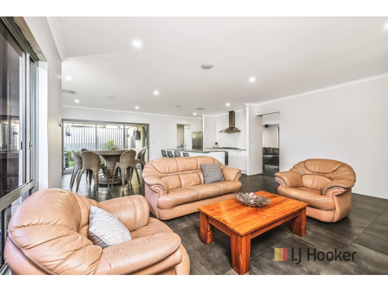 16 Brundall Street, Aveley WA 6069