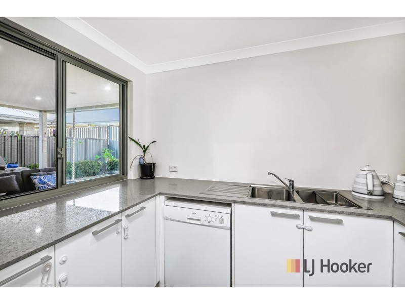 16 Brundall Street, Aveley WA 6069