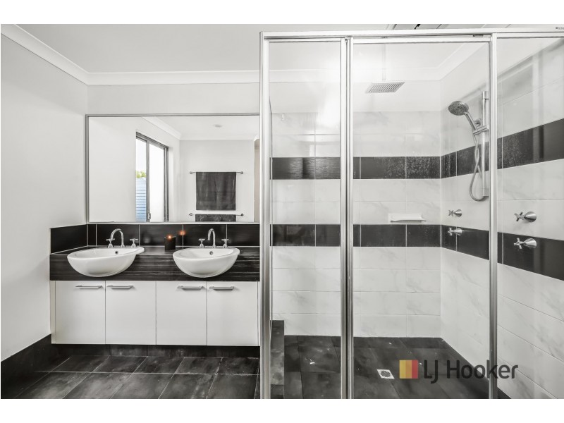 16 Brundall Street, Aveley WA 6069