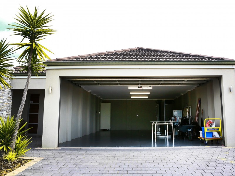 25 Kyneton Pkwy, Aveley WA 6069