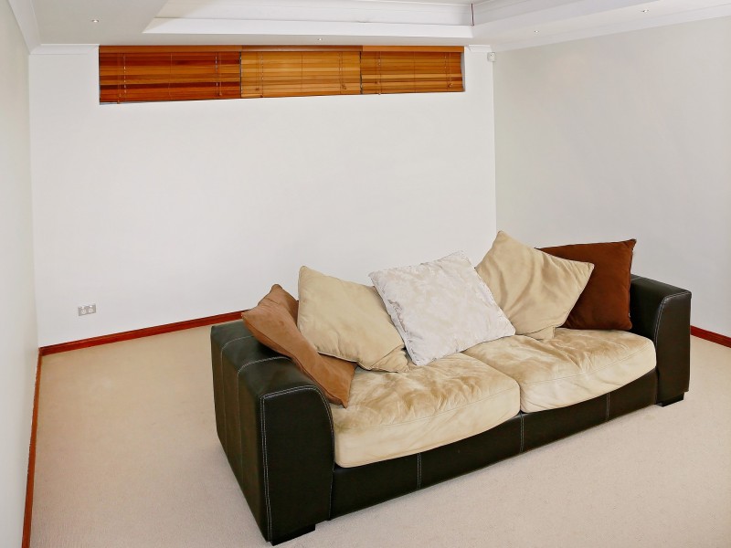 25 Kyneton Pkwy, Aveley WA 6069