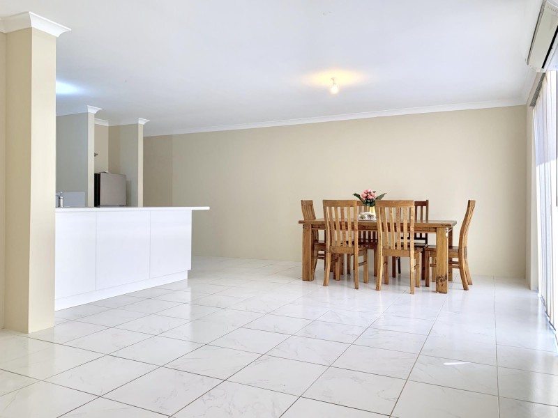 11 Peahen Street, Aveley WA 6069