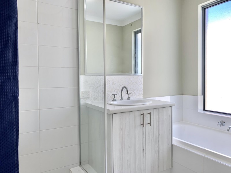 11 Peahen Street, Aveley WA 6069