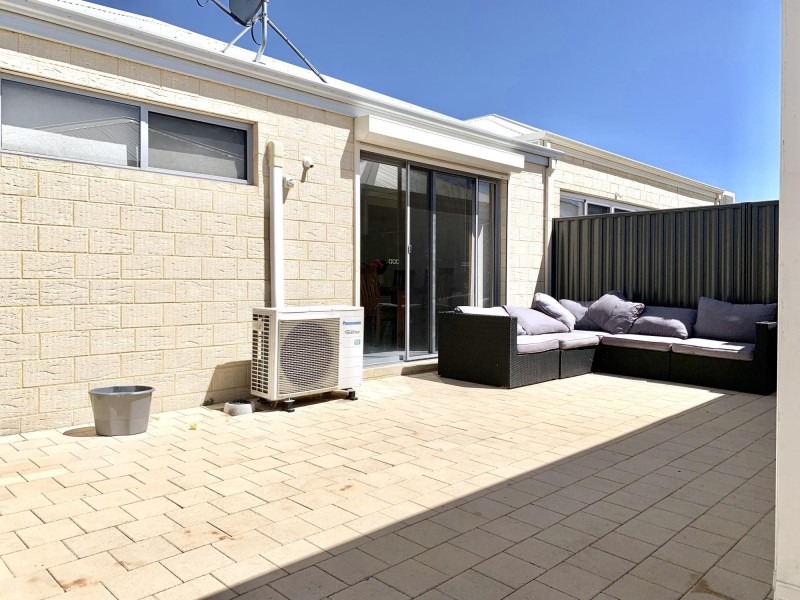 11 Peahen Street, Aveley WA 6069