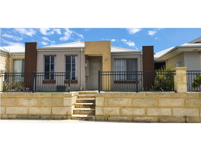 27 Cochrane Loop, Aveley WA 6069