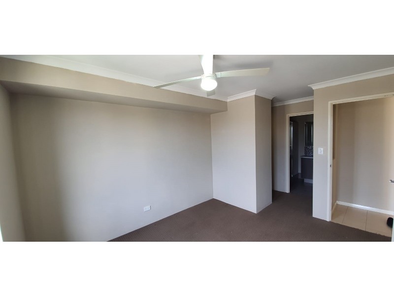 27 Cochrane Loop, Aveley WA 6069