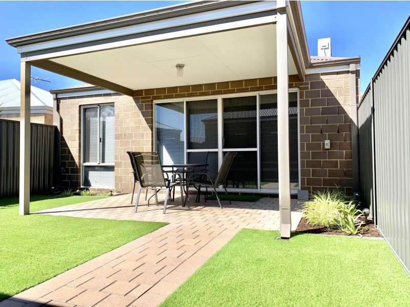 10 Delphi Way, Aveley WA 6069