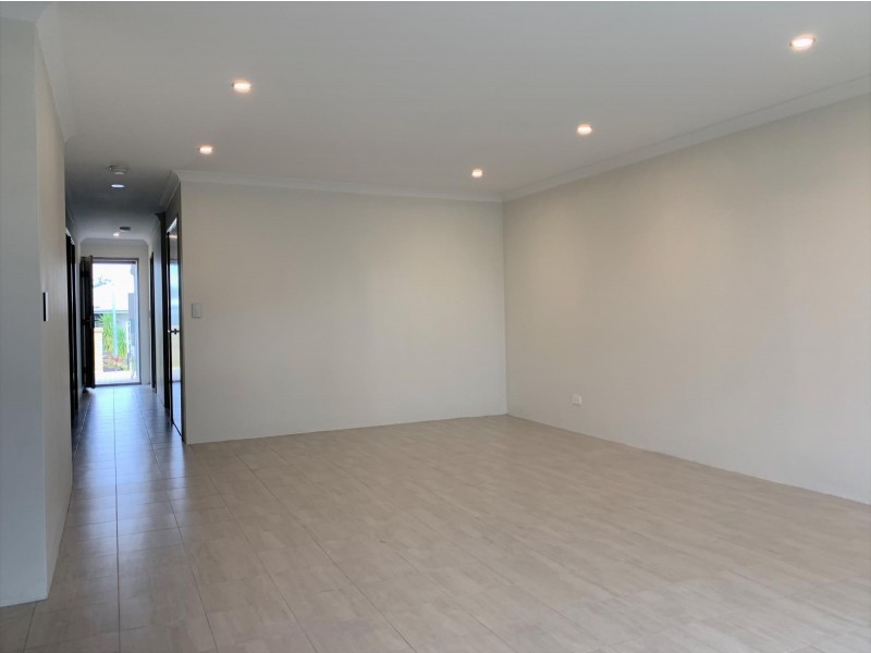 10 Delphi Way, Aveley WA 6069