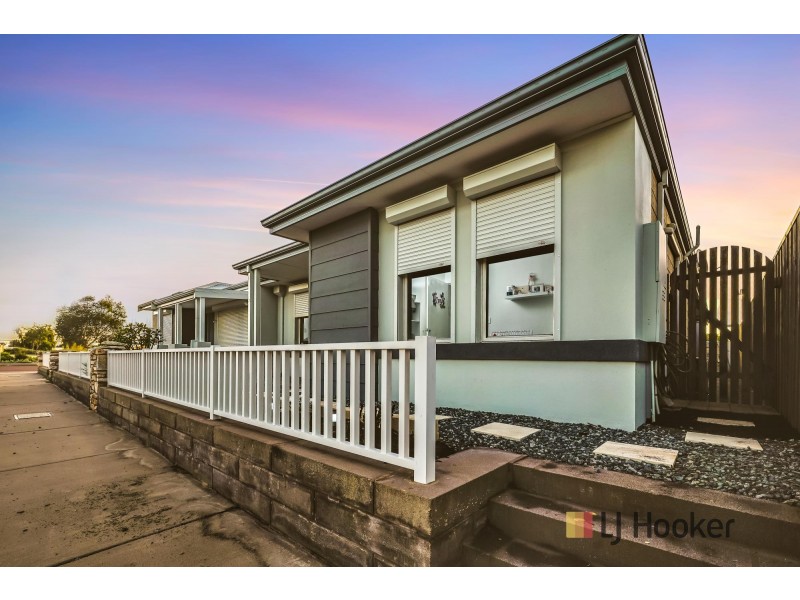 128 Wilding Boulevard, Ellenbrook WA 6069