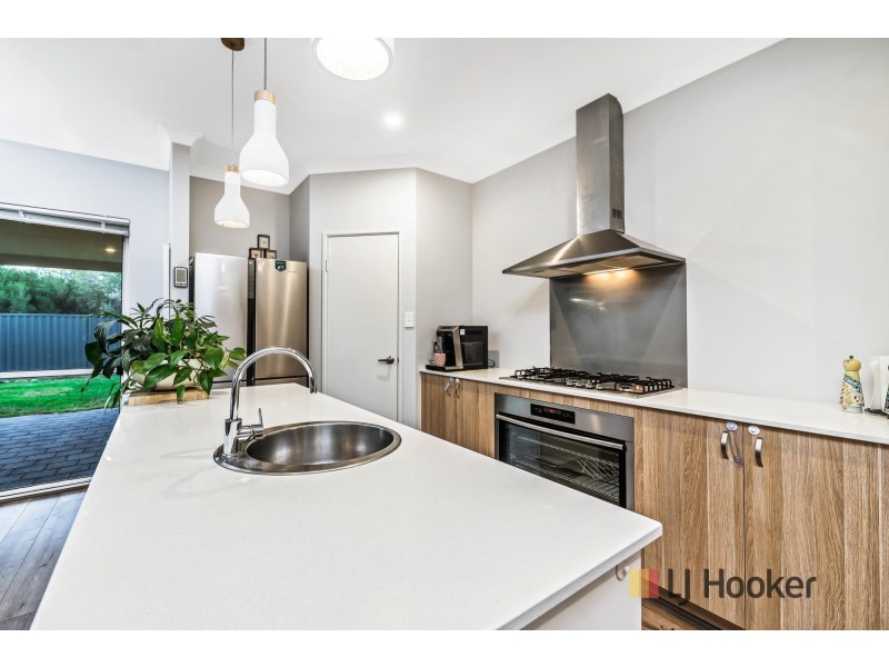 5 Laylock Avenue, Aveley WA 6069