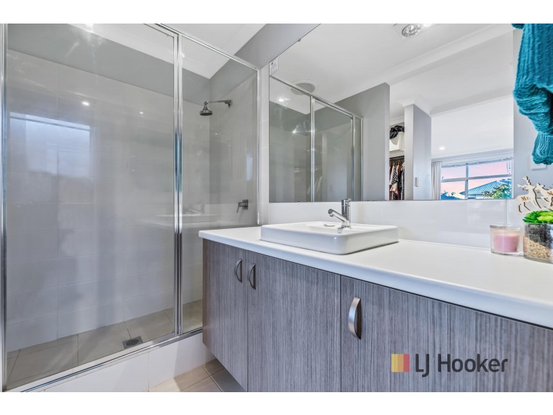 5 Laylock Avenue, Aveley WA 6069