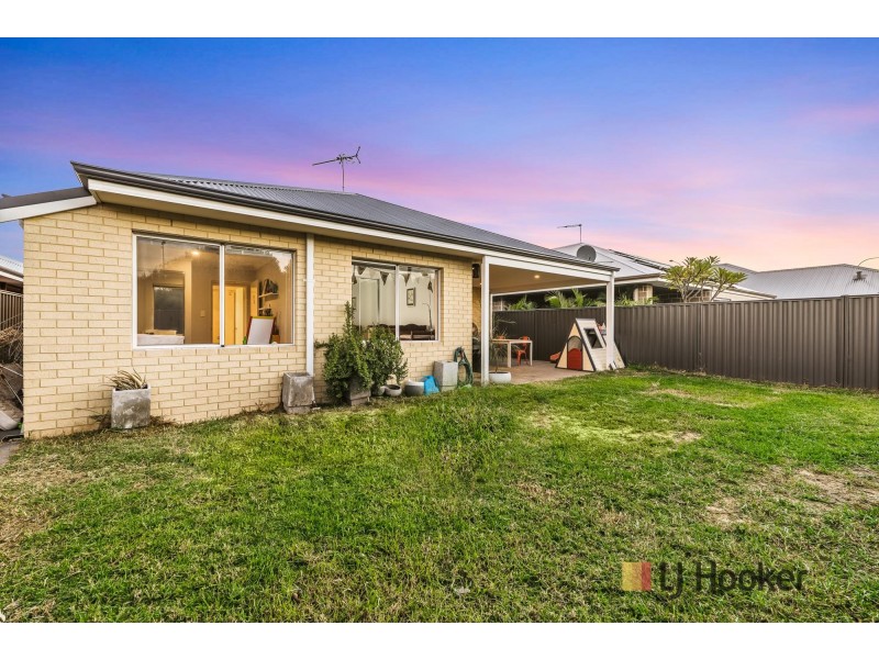 5 Laylock Avenue, Aveley WA 6069