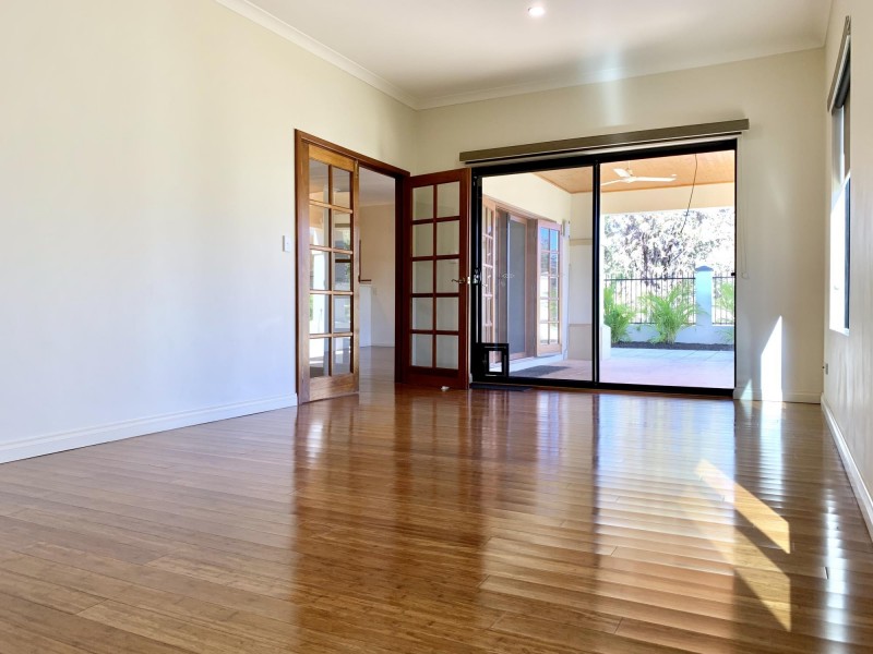 78 Roxburghe Drive, The Vines WA 6069