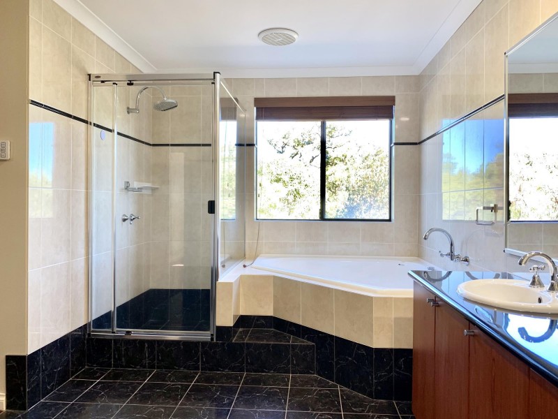 78 Roxburghe Drive, The Vines WA 6069