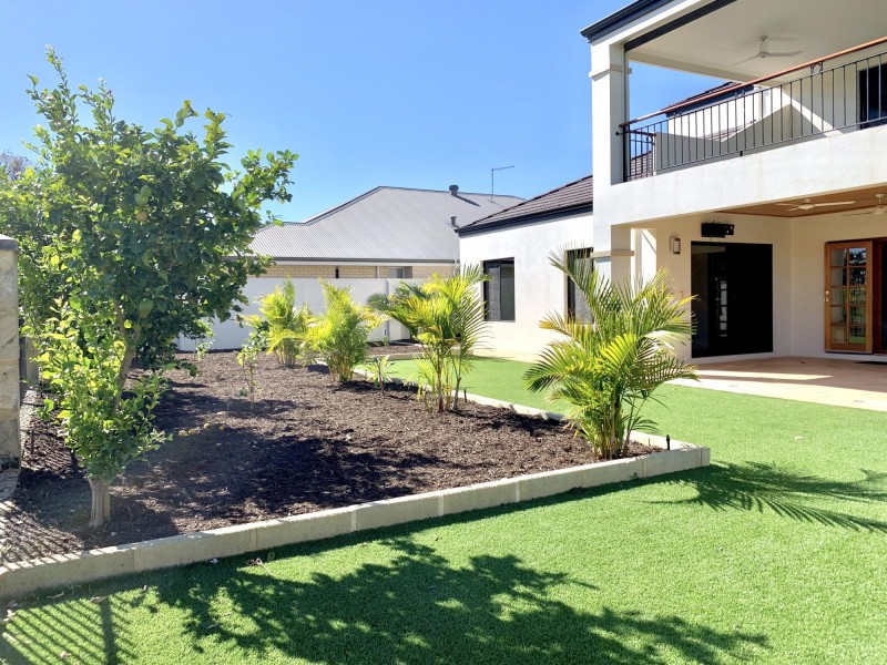 78 Roxburghe Drive, The Vines WA 6069