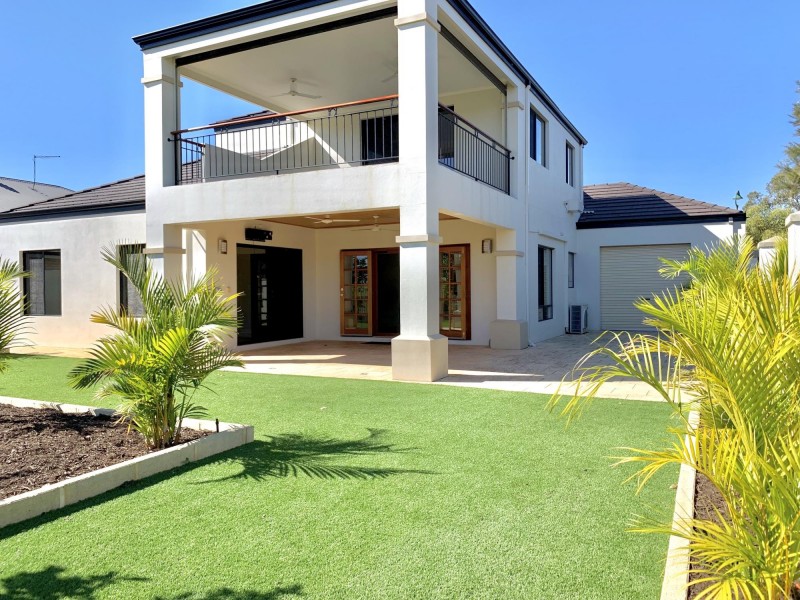 78 Roxburghe Drive, The Vines WA 6069