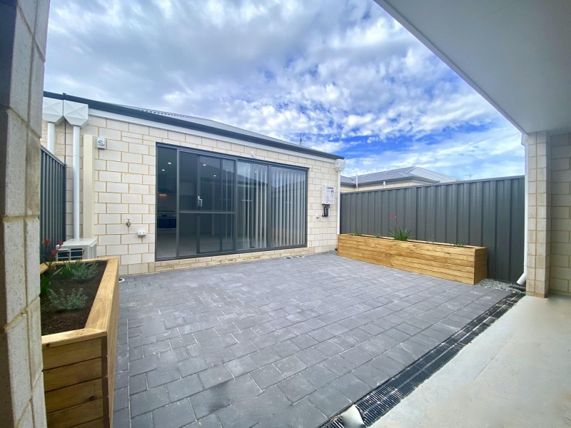 20 Salhouse Road, Aveley WA 6069
