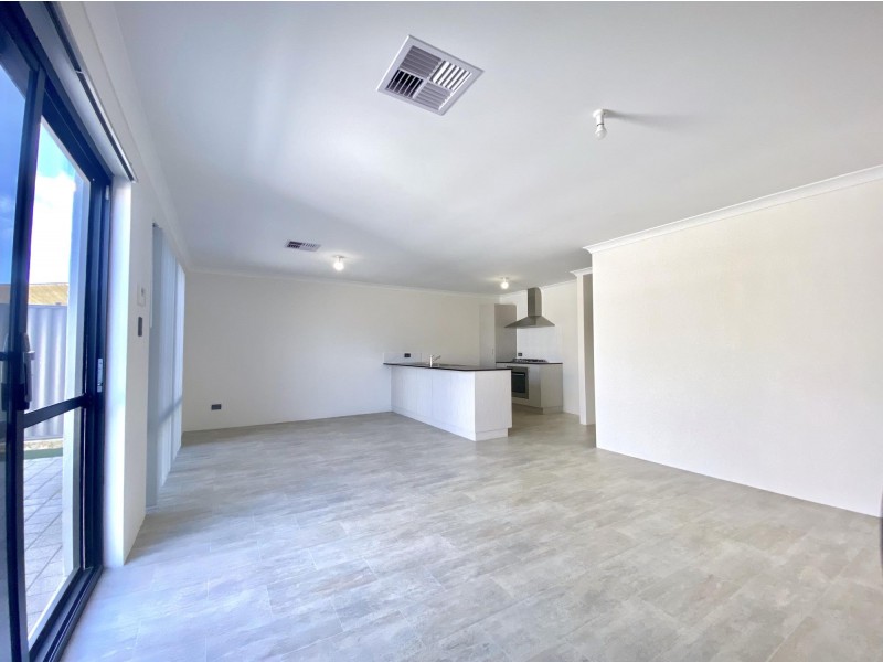 24 Kabuki View, Aveley WA 6069