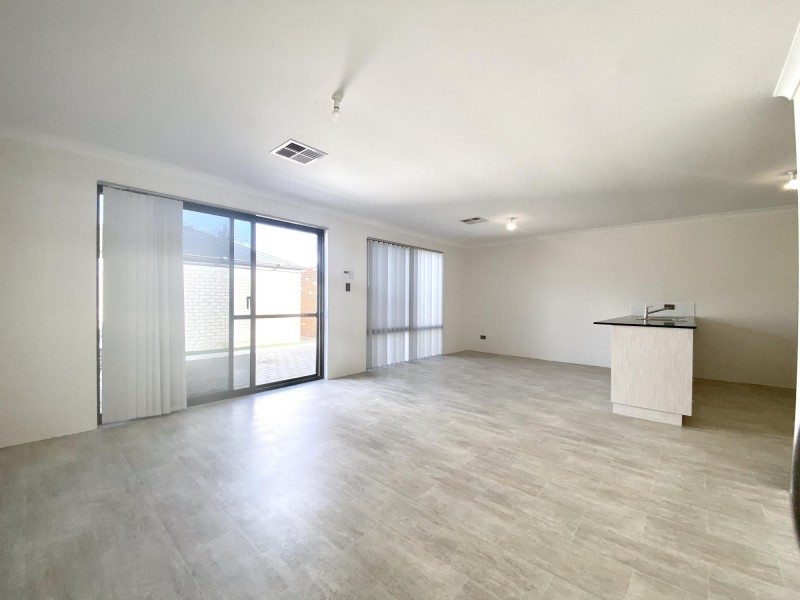 24 Kabuki View, Aveley WA 6069