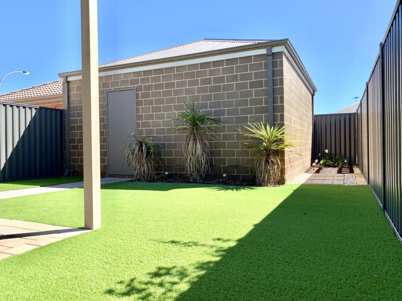 10 Delphi Way, Aveley WA 6069