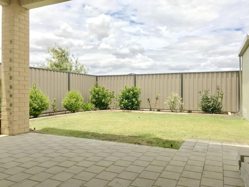 22 Wilderness Way, Aveley WA 6069
