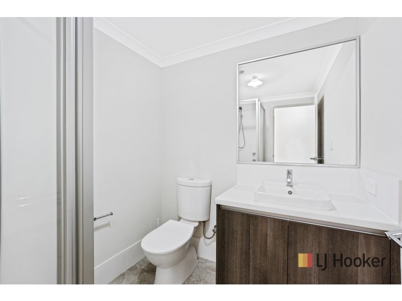 12 Walshaw Street, Aveley WA 6069