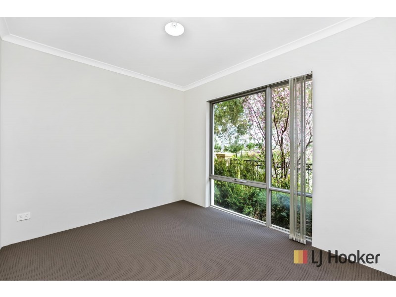 12 Walshaw Street, Aveley WA 6069