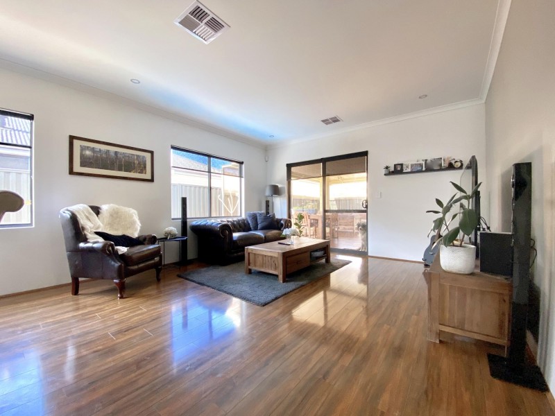 29 Relic Boulevard, Aveley WA 6069