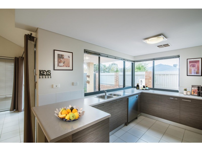 4 Edingley Street, Aveley WA 6069