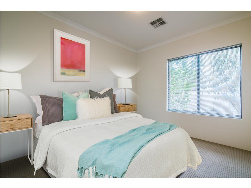 4 Edingley Street, Aveley WA 6069