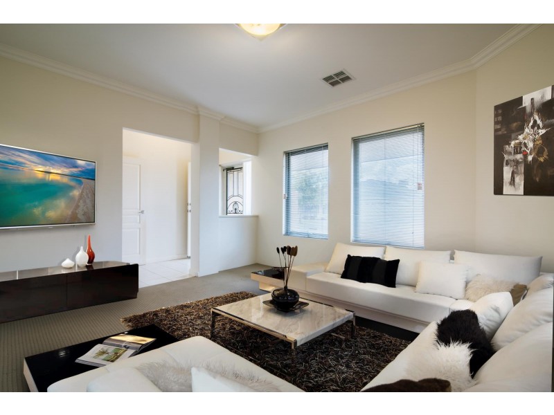 4 Edingley Street, Aveley WA 6069