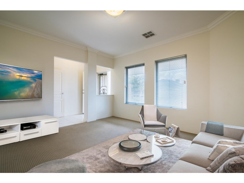 4 Edingley Street, Aveley WA 6069