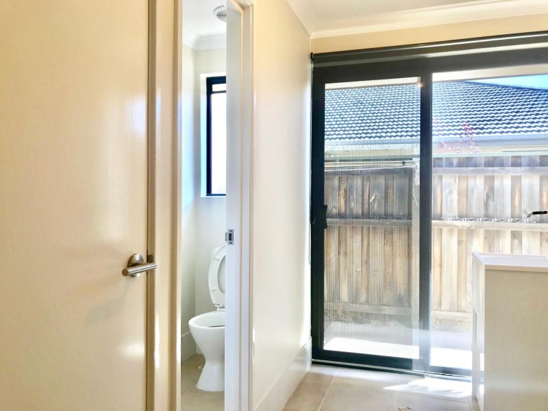 15 Farmaner Parkway, Ellenbrook WA 6069