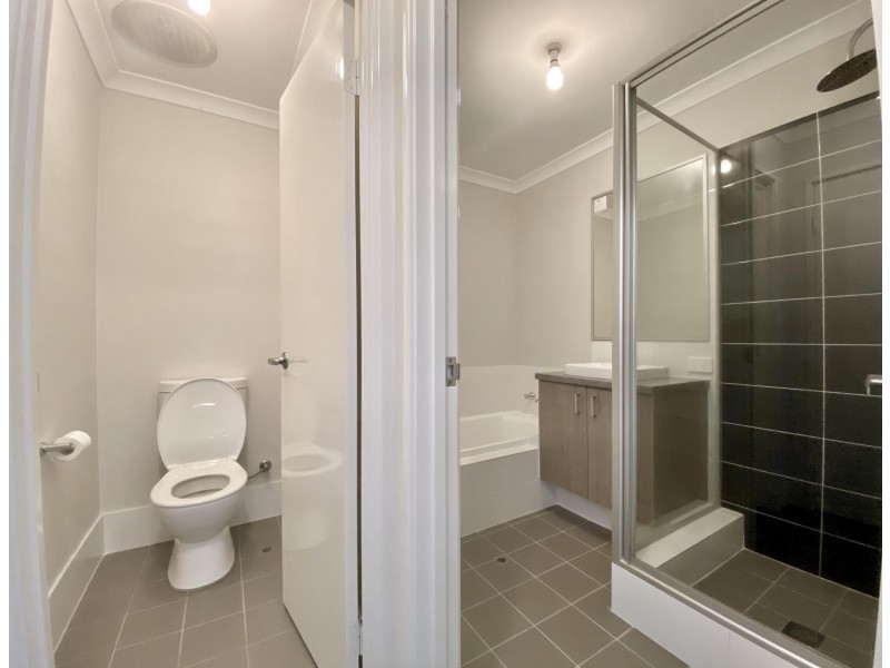 43 Alverda Parade, Aveley WA 6069