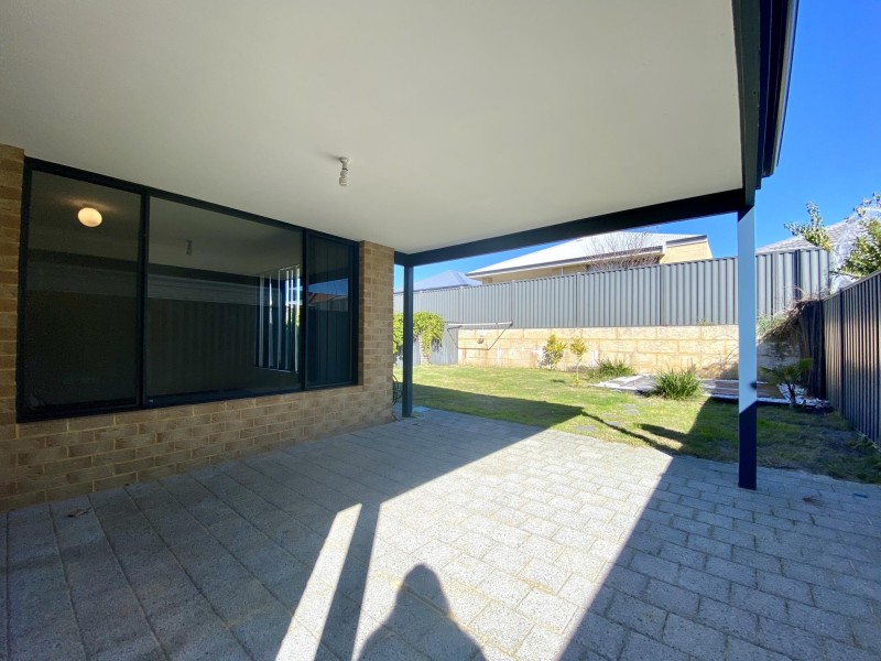 43 Alverda Parade, Aveley WA 6069