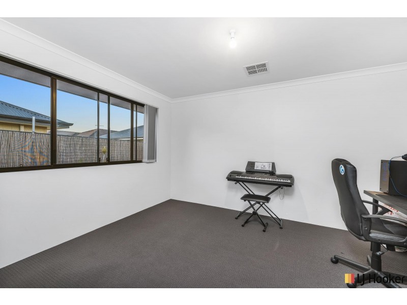 72 Hancock Avenue, Aveley WA 6069