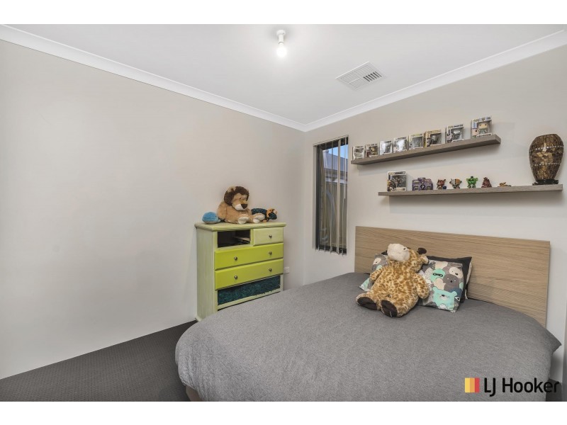 72 Hancock Avenue, Aveley WA 6069