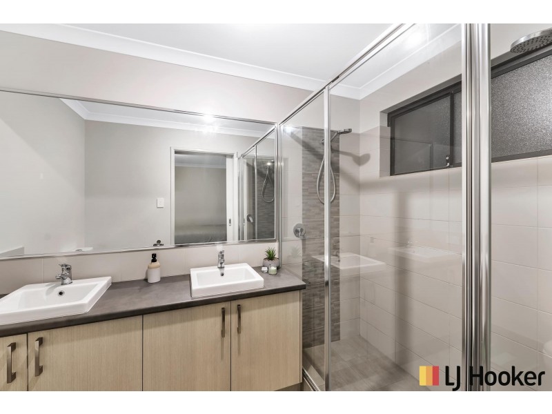 72 Hancock Avenue, Aveley WA 6069