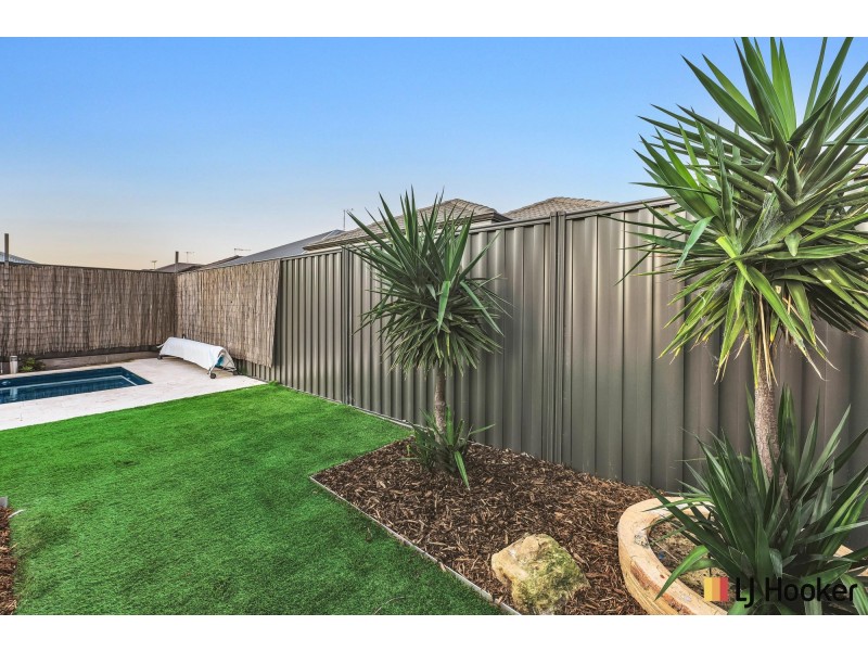 72 Hancock Avenue, Aveley WA 6069