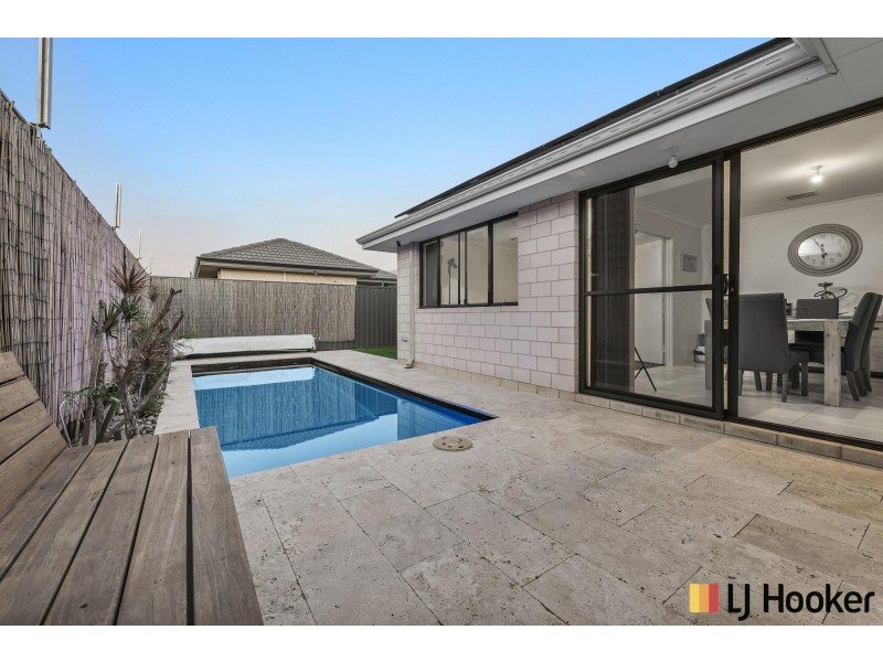 72 Hancock Avenue, Aveley WA 6069