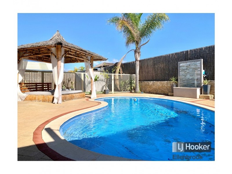 18 Mustang Drive, Henley Brook WA 6055